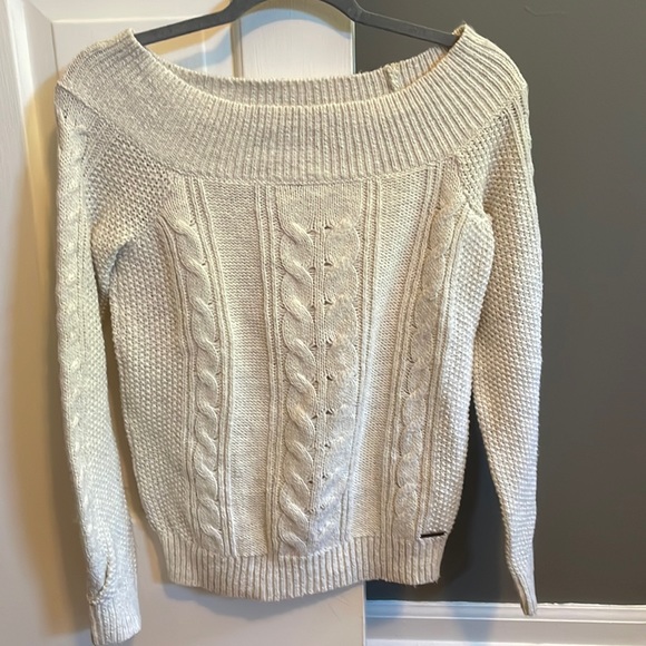 Abercrombie & Fitch Sweaters - Abercrombie cable sweater